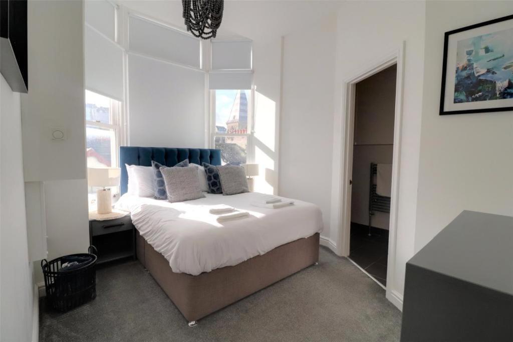 Sound Of The Sea - Ilfracombe Apartment ภายนอก รูปภาพ